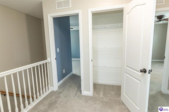 602 Napa Valley Court, Vine Grove, KY 40175