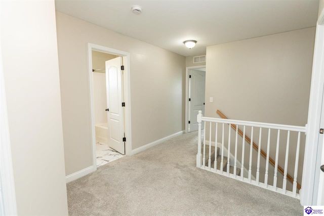 602 Napa Valley Court, Vine Grove, KY 40175