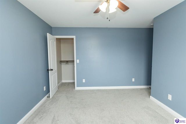 602 Napa Valley Court, Vine Grove, KY 40175