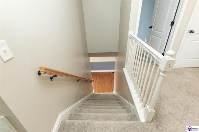 602 Napa Valley Court, Vine Grove, KY 40175