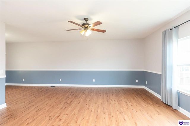 602 Napa Valley Court, Vine Grove, KY 40175