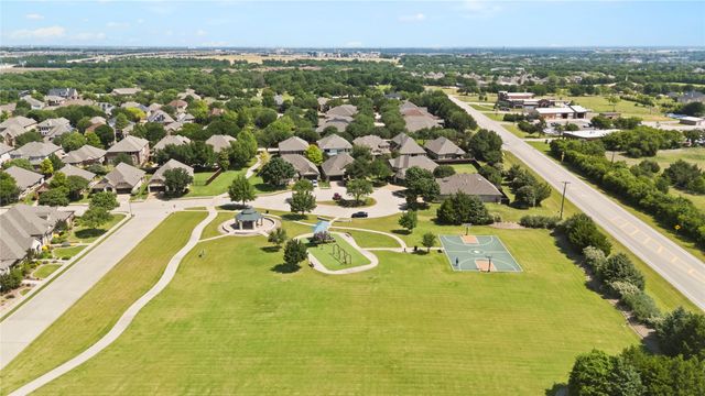 357 Spring Meadow Drive, Fairview, TX 75069