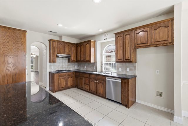 357 Spring Meadow Drive, Fairview, TX 75069