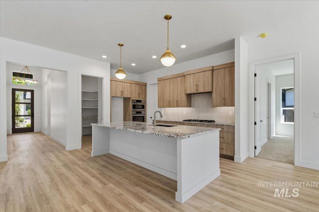 4637 N Collister Dr, Boise, ID 83703