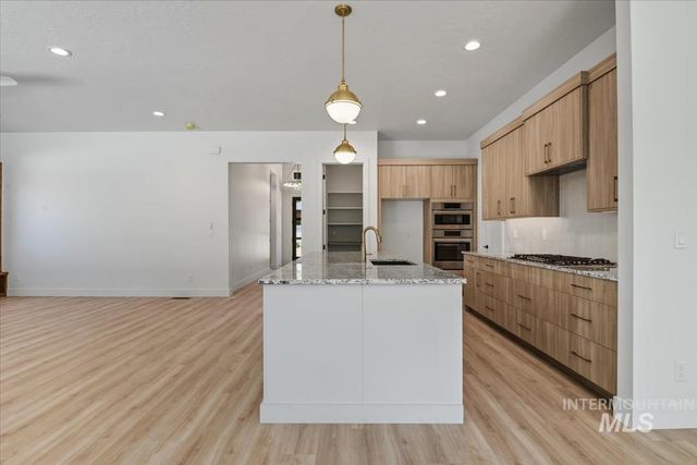 4637 N Collister Dr, Boise, ID 83703