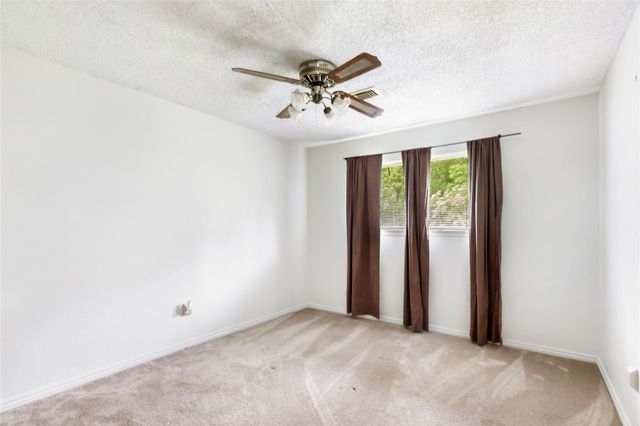 3703 Stoneybrook Street, Baytown, TX 77521