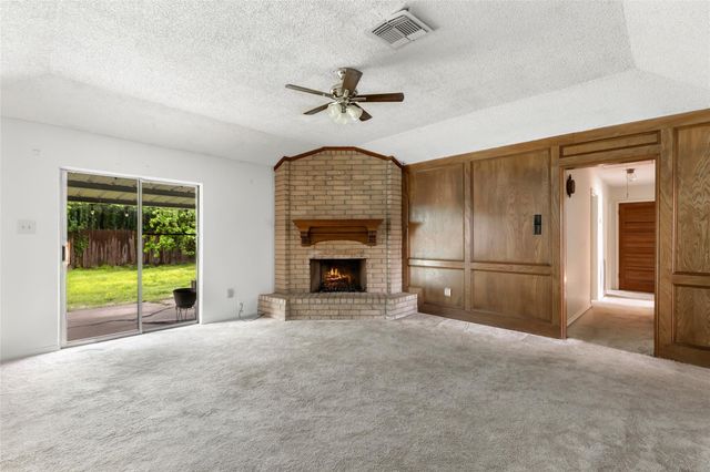 3703 Stoneybrook Street, Baytown, TX 77521