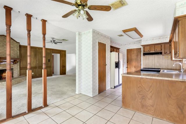 3703 Stoneybrook Street, Baytown, TX 77521