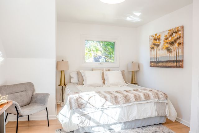 5205 N Osceola Avenue, Chicago, IL 60656