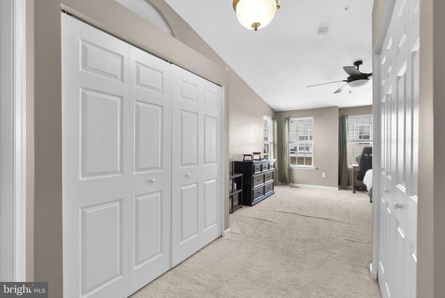 12 CRUSADER CT, Germantown, MD 20874