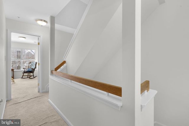 12 CRUSADER CT, Germantown, MD 20874