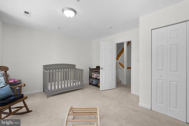 12 CRUSADER CT, Germantown, MD 20874