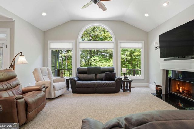 29 Crolley Lane, White, GA 30184