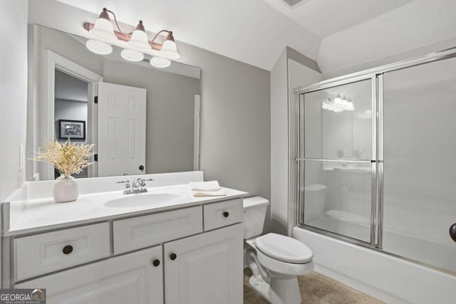 29 Crolley Lane, White, GA 30184