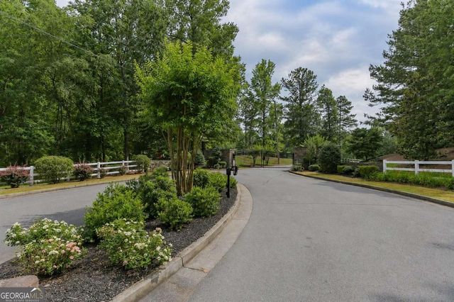 29 Crolley Lane, White, GA 30184