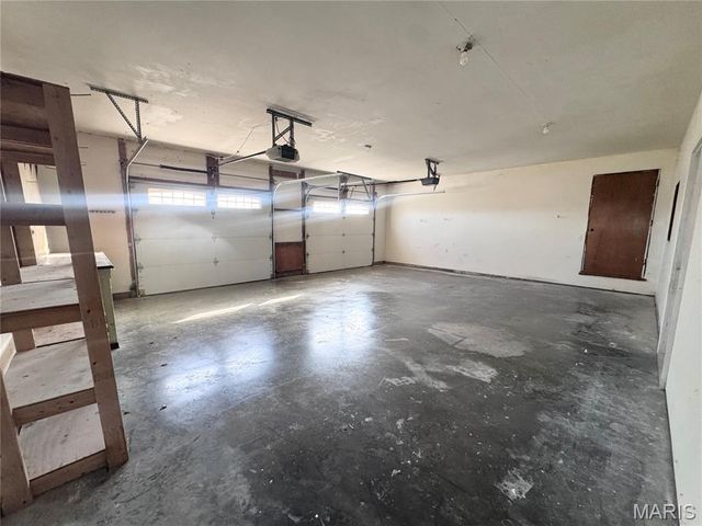 12455 New London Gravel Road, New London, MO 63459