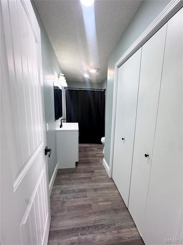 12455 New London Gravel Road, New London, MO 63459