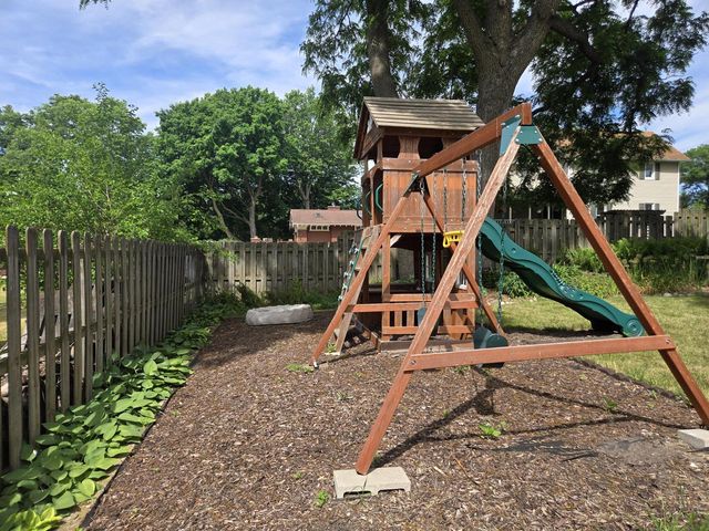 606 E Sherman AVENUE, Fort Atkinson, WI 53538