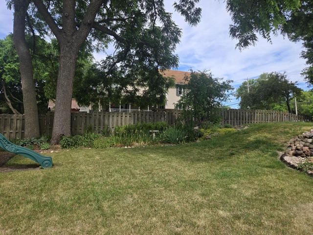 606 E Sherman AVENUE, Fort Atkinson, WI 53538