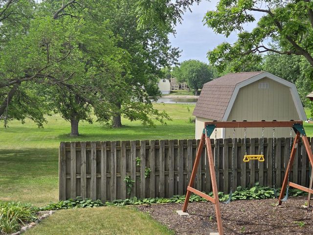 606 E Sherman AVENUE, Fort Atkinson, WI 53538
