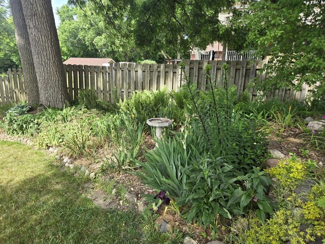 606 E Sherman AVENUE, Fort Atkinson, WI 53538
