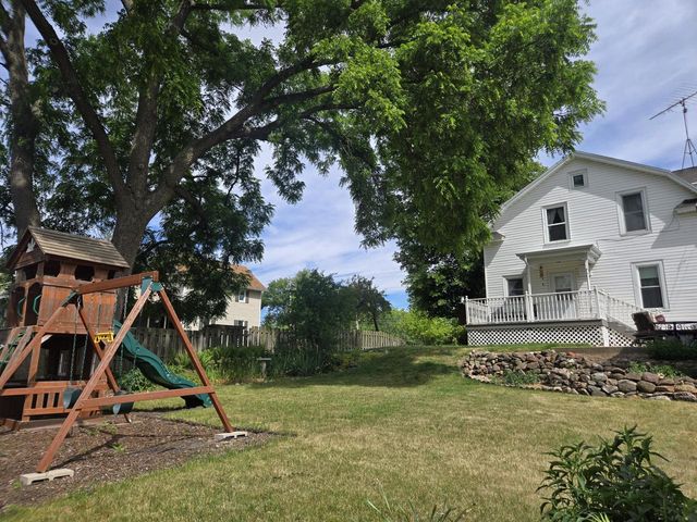 606 E Sherman AVENUE, Fort Atkinson, WI 53538