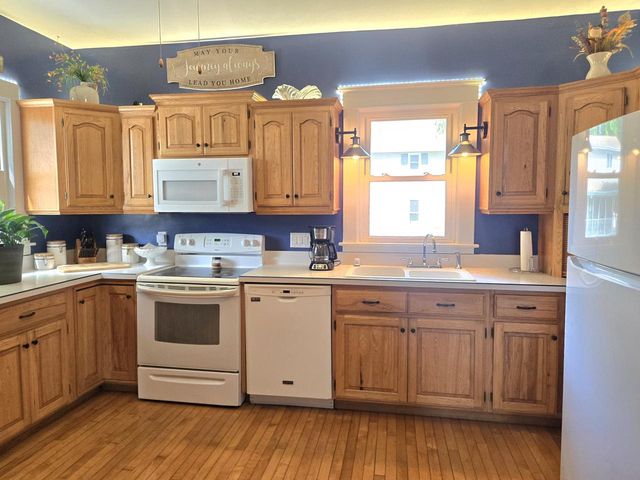 606 E Sherman AVENUE, Fort Atkinson, WI 53538
