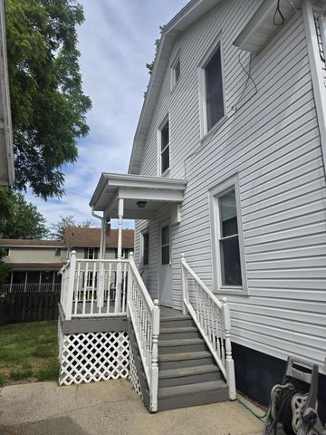 606 E Sherman AVENUE, Fort Atkinson, WI 53538