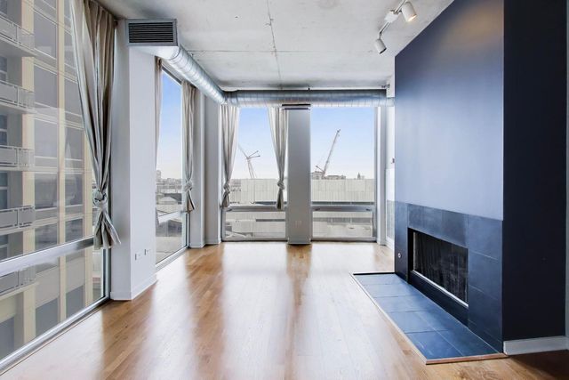 720 N Larrabee Street 1108, Chicago, IL 60654