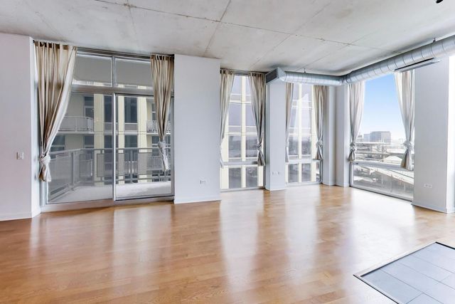 720 N Larrabee Street 1108, Chicago, IL 60654