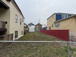 7116 S Artesian Avenue, Chicago, IL 60629