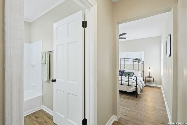 2055 E Crockett St, San Antonio, TX 78202