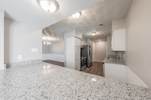 621 N Briery Road, Irving, TX 75061