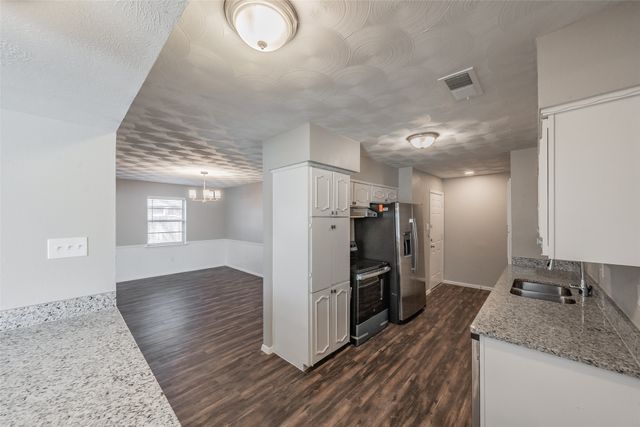 621 N Briery Road, Irving, TX 75061