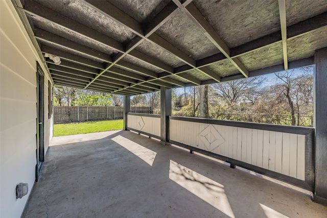 621 N Briery Road, Irving, TX 75061