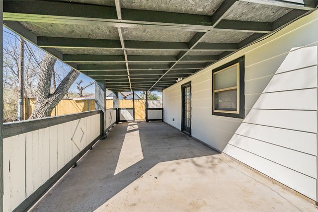 621 N Briery Road, Irving, TX 75061