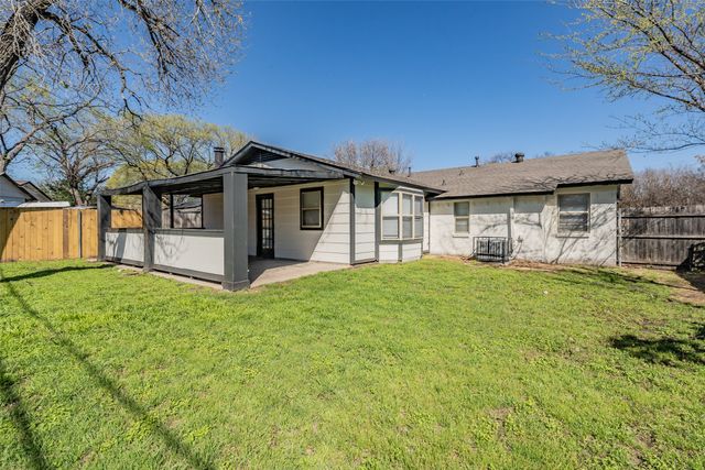 621 N Briery Road, Irving, TX 75061