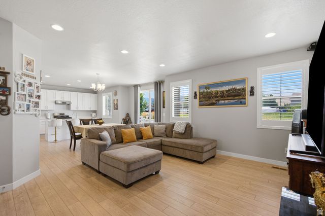 2716 S SINBAD WAY, Magna, UT 84044