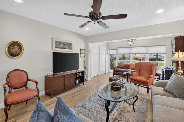 5896 Via Delray Boulevard A, Delray Beach, FL 33484