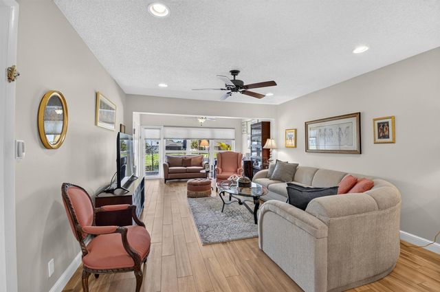5896 Via Delray Boulevard A, Delray Beach, FL 33484