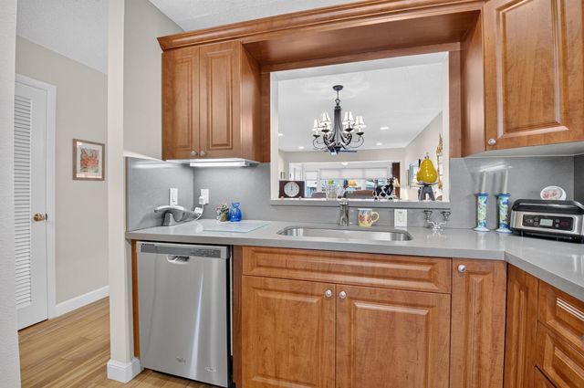 5896 Via Delray Boulevard A, Delray Beach, FL 33484