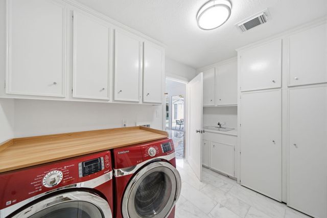 10103 Briar Forest Drive, Houston, TX 77042