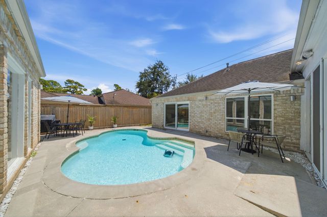10103 Briar Forest Drive, Houston, TX 77042