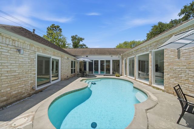 10103 Briar Forest Drive, Houston, TX 77042