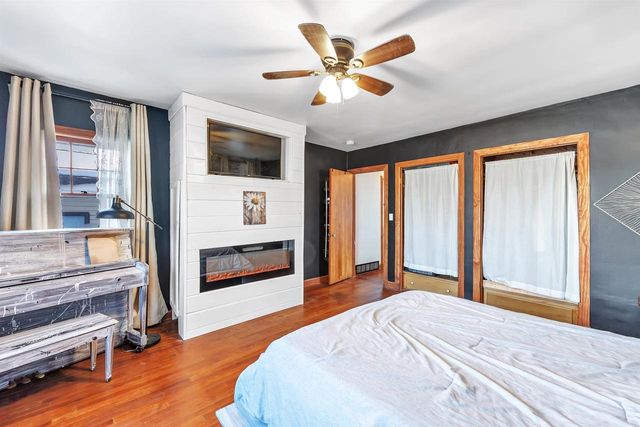 125 E ALLOUEZ AVENUE, Green Bay, WI 54301