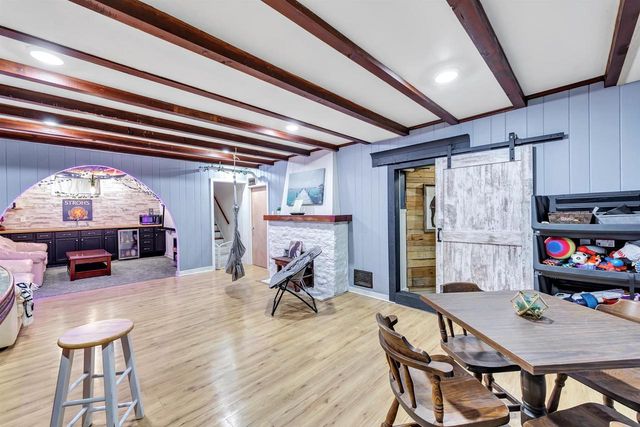 125 E ALLOUEZ AVENUE, Green Bay, WI 54301