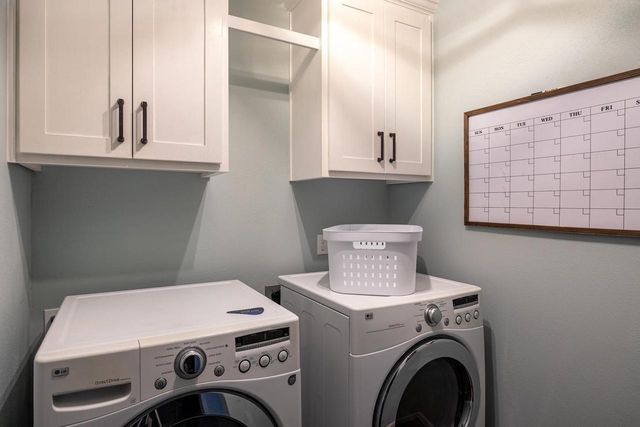 651 RUNDQUIST WAY, Kimberly, WI 54136