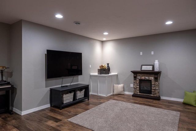 651 RUNDQUIST WAY, Kimberly, WI 54136