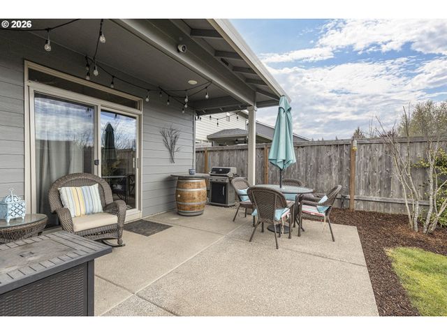 2132 Nw MCGAREY Dr, Mc Minnville, OR 97128