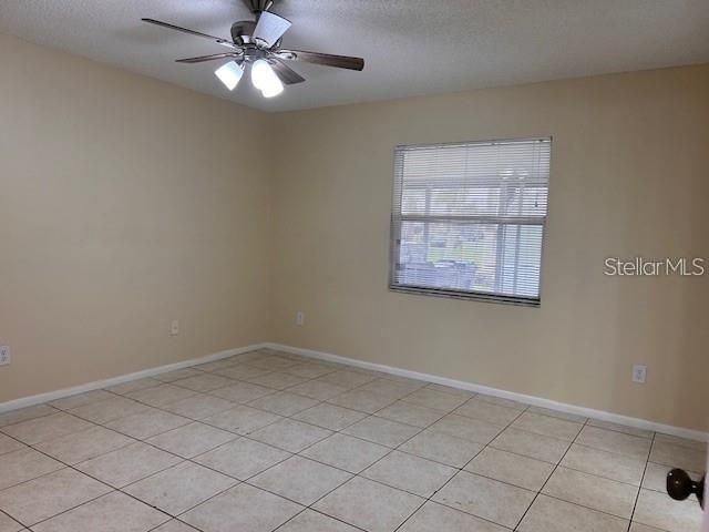 40 E COUNTRY COVE WAY, Kissimmee, FL 34743